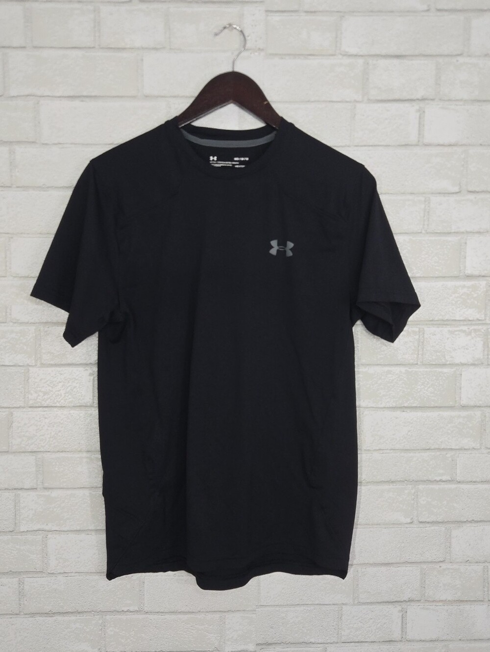 Under Armour "fitted" black tee